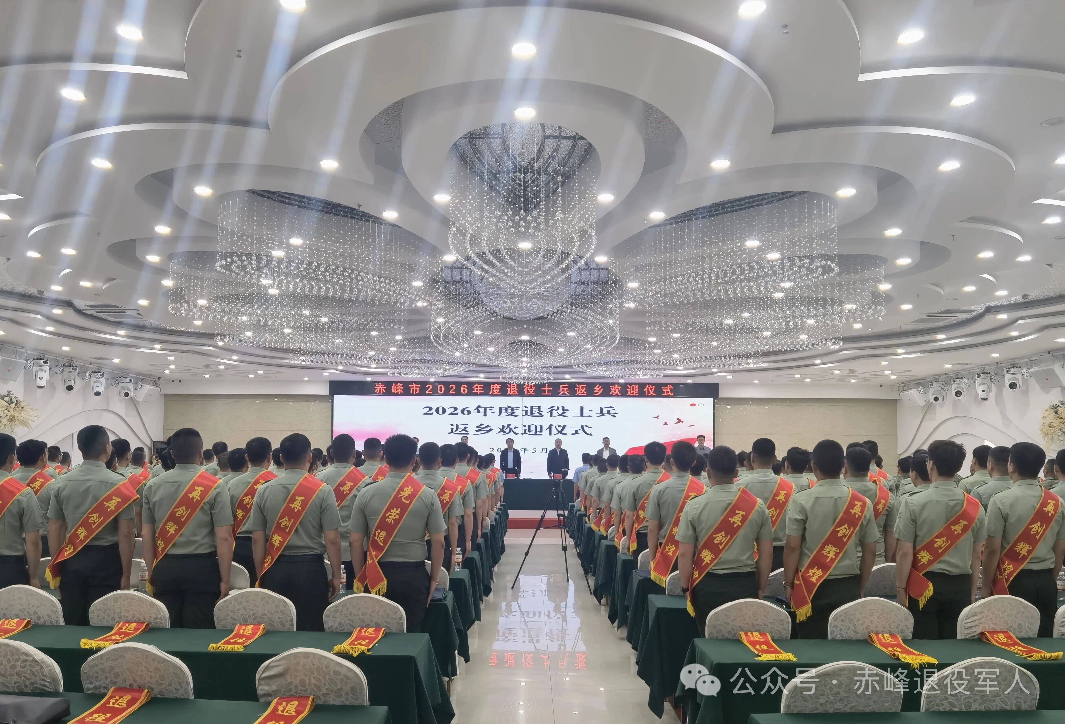 eeaa070d2b6b6c8388998dde016dce86.jpg